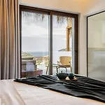 فندق Charisma And Wellness Club 4*