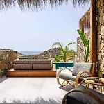 فندق Charisma And Wellness Club 4*