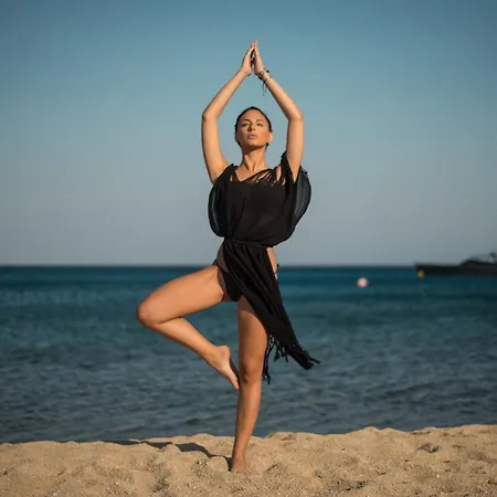 מלון Charisma And Wellness Club