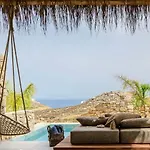 Charisma And Wellness Club Hotel