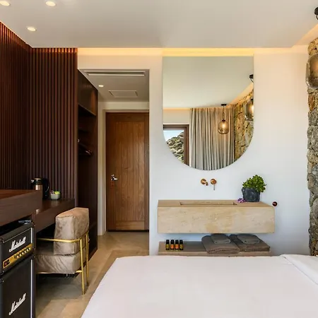 Charisma And Wellness Club Hotel 4*