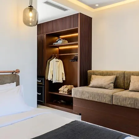 Charisma And Wellness Club Hotel