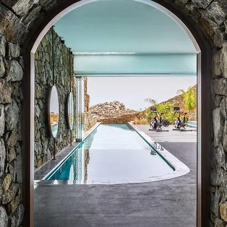 Otel Charisma And Wellness Club 4*